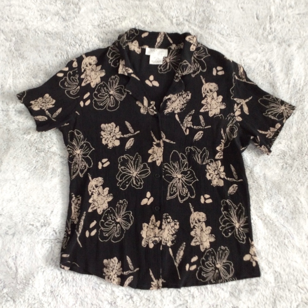 Silk Club Collection Short Sleeve Button-Down Floral Blouse